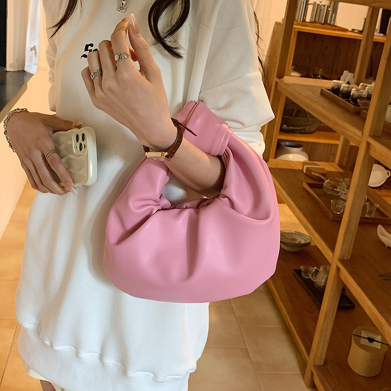 Korean Style Fashion Crescent Bag 2026 Spring New Arrival Cross-Border Textured Soft Leather Women's Handbag Minimalist Trendy - Thumbnail 4
