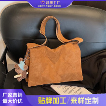 跨境2026新款复古大容量包包高级感通勤女士单肩斜挎包百搭托特包
