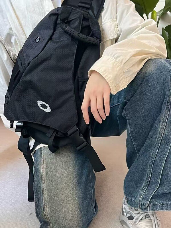 重労働！ Vintagex O 文字弓と矢バッグ シングルショルダー 機能的なスタイル kiko アウトドア トラベル スポーツ バックパック トレンディなメンズ|undefined