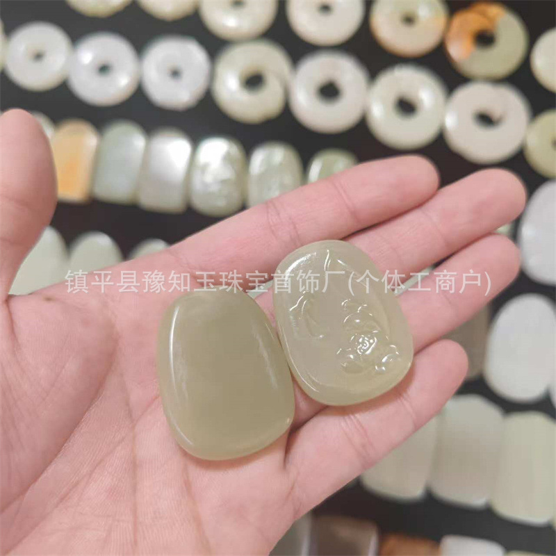 厂家批发直销正品天然阿富汗玉花开富贵年年有余吊坠玉佩项坠百款