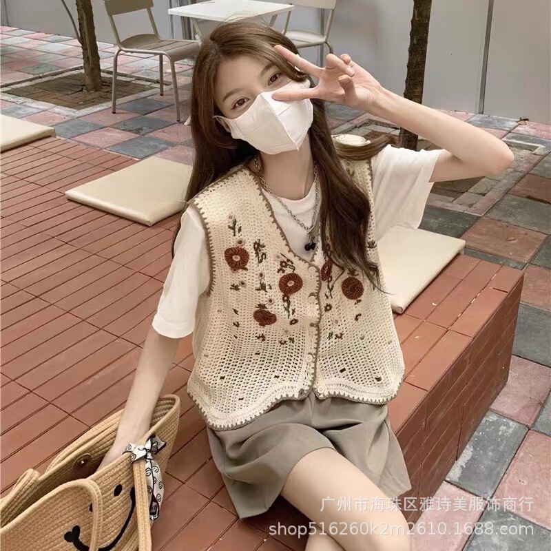 Sweet Style Hollow Knitted Stacked Vest Women's Design Niche Loose Fashionable French Crochet All-match Top Trendy Sweet Style Hollow Knitted Stacked Vest Women's Design Niche Loose Fashionable French Crochet All-match Top Trendy