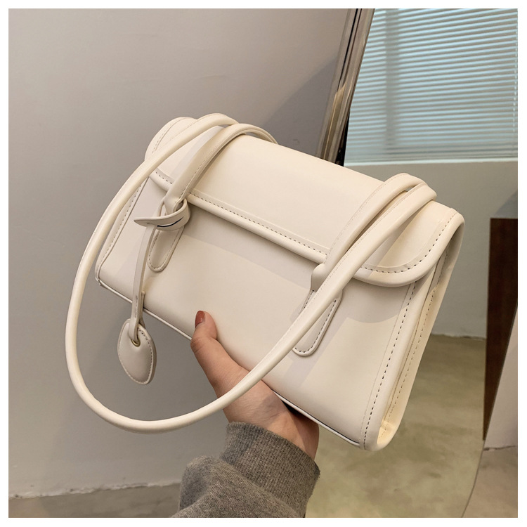 New Trendy Fashion Simple Large-capacity One-shoulder Armpit Bag display picture 91