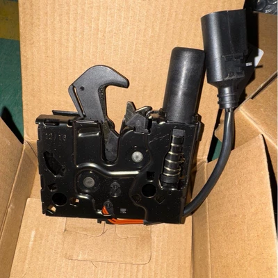 Suitable for Porsche Under-Hood Central locking