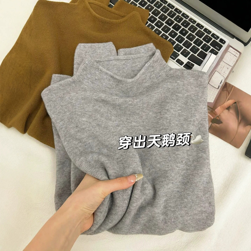 French-style granny gray soft and cozy knit sweater with half-high collar and long sleeves, simple and versatile top for women in spring, autumn, and winter French-style granny gray soft and cozy knit sweater with half-high collar and long sleeves, simple and versatile top for women in spring, autumn, and winter