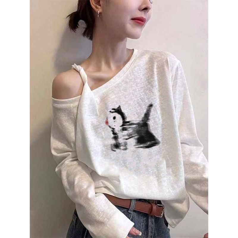 White Long-Sleeved T-Shirt for Women 2025 Early Autumn New Style Slanted Collar Off-Shoulder Sweet Sexy Design Super Nice Outer Top White Long-Sleeved T-Shirt for Women 2025 Early Autumn New Style Slanted Collar Off-Shoulder Sweet Sexy Design Super Nice Outer Top