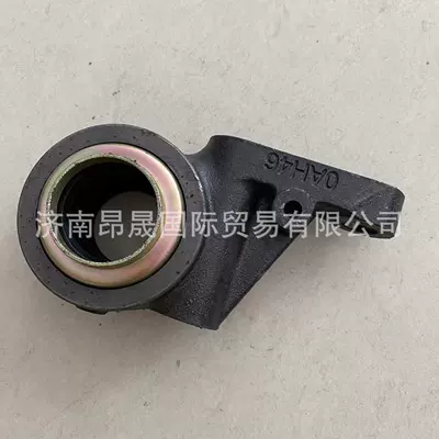 Sinotruk HOWO T7H T5G Sitrak C7H C9H Right Camshaft Bracket 712W50310-0136