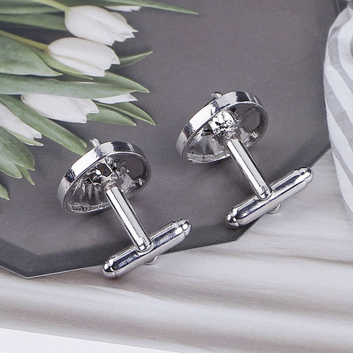 New cufflinks, fashionable love French cufflinks, creative women's cufflinks and cufflinks, fashion clothing shirt accessories