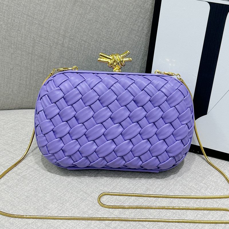 Women's Evening Banquet Bag Hand-Woven Clutch Versatile Shoulder Bag With Chain Strap New 2025 Fashion - Thumbnail 4