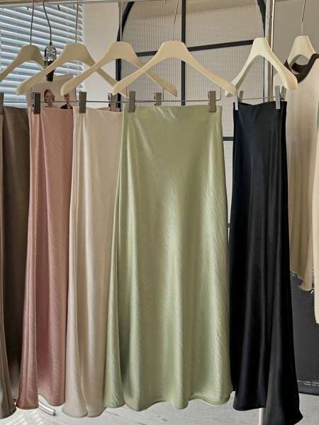 Elegant long skirt