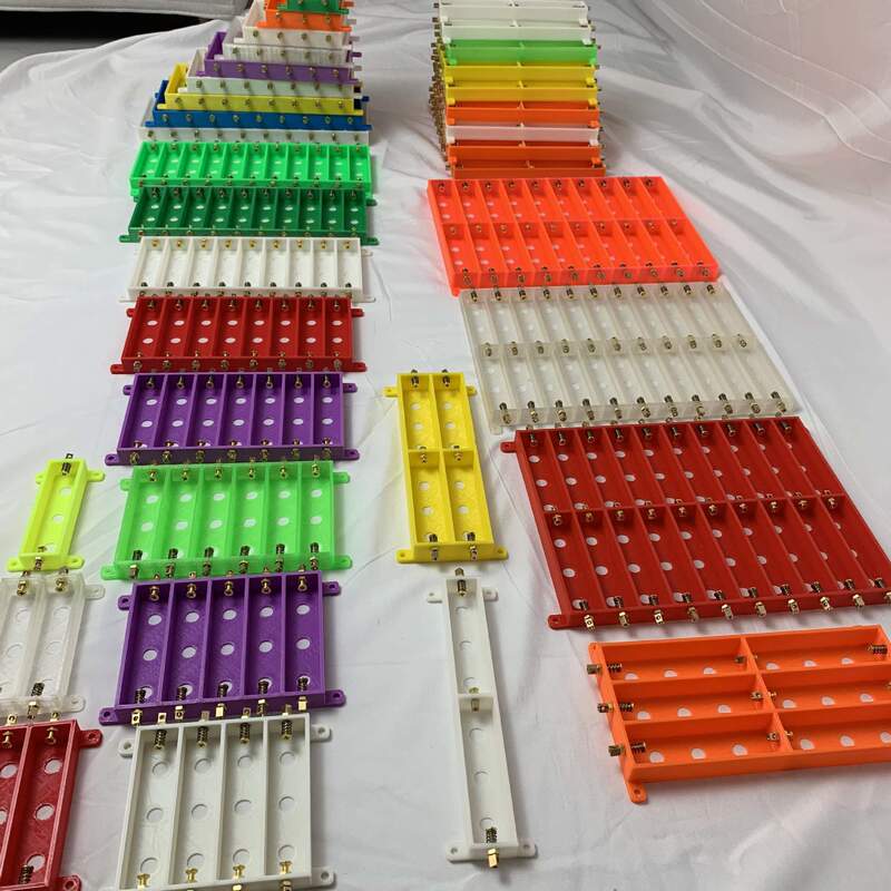 Battery box 18650 battery box high current lithium parallel series welding-free design