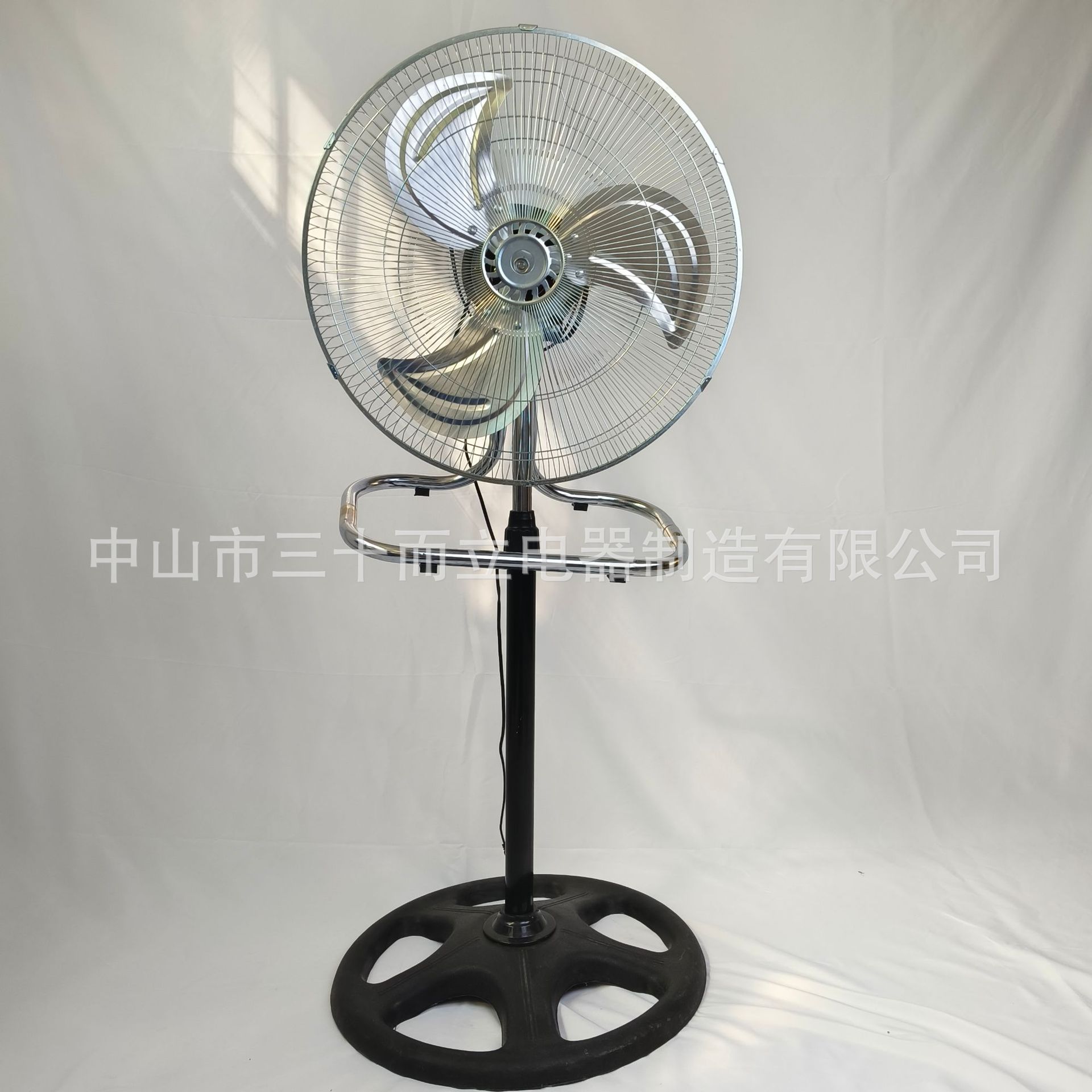 Exportación de ventilador de piso de 18 pulgadas comercio exterior ventilador 3 - en - 1 ventilador vertical 110V ventilador industrial sudamericano explosivo ventilador eléctrico