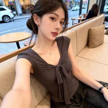 unoone 心波微澜 纯欲U领正肩收腰T恤女蝴蝶结修身显瘦短袖上衣春