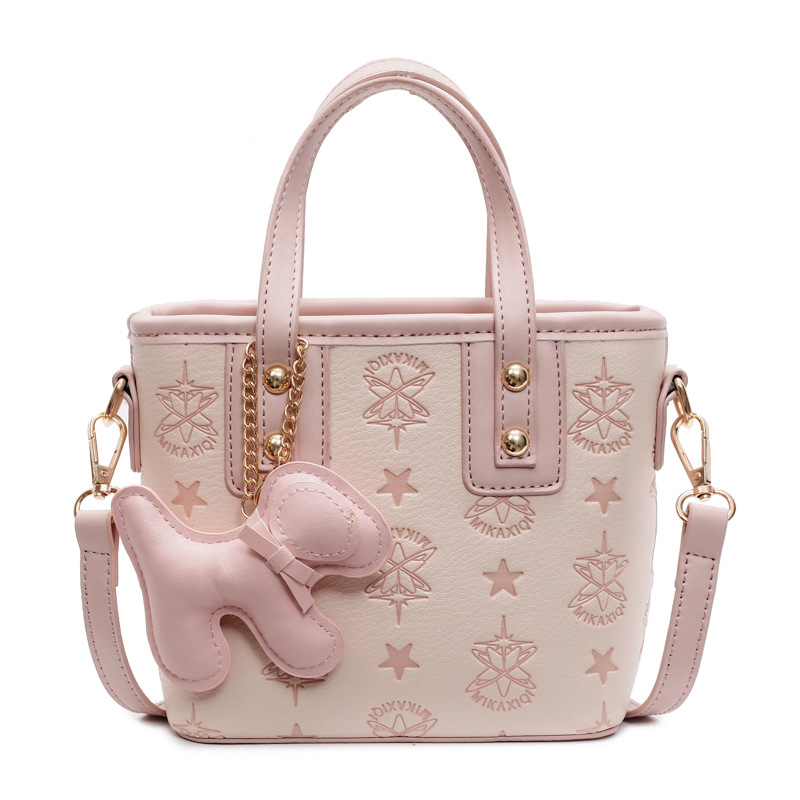 Bolso de mano popular para mujeres 2025 nuevo bolso de cubo de agua de textura casual versátil de alta calidad bolso de hombro