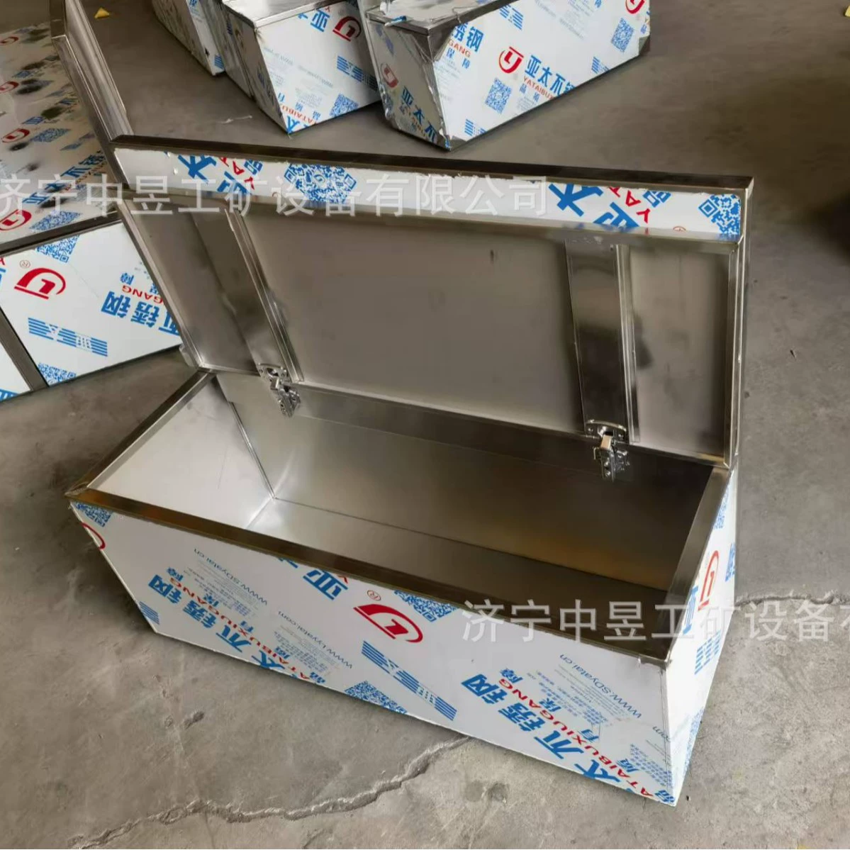 Сиденье из нержавеющей стали Zhongyu поставляет сиденье из нержавеющей стали 2-4 места для укрытия угольной шахты