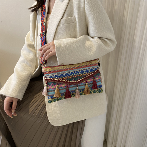 2024 Spring New Literary Ethnic Style Fashion Fringe Single Shoulder Tote Bag Retro Commute Fashion Crossbody Bag