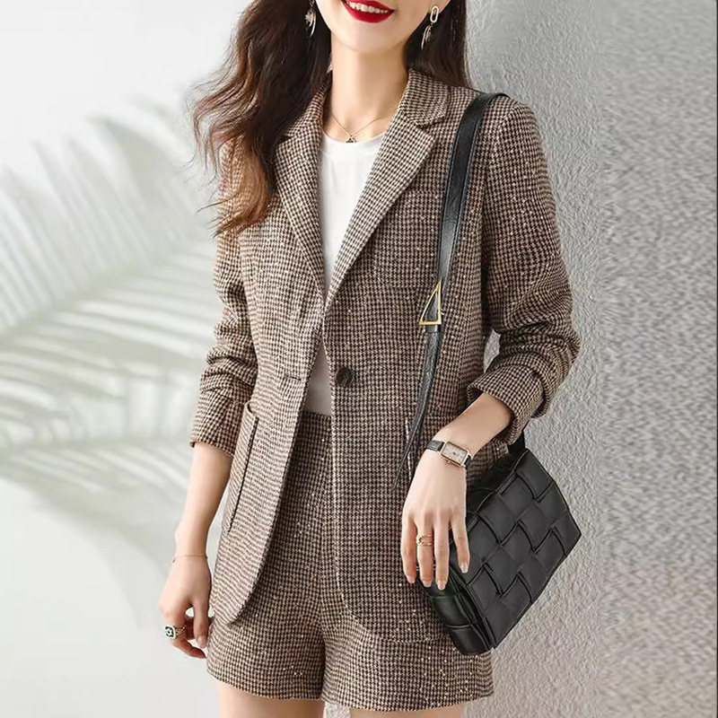 Houndstooth Small Suit Shorts Pants Women's Fashion Temperament Socialite Xiaoxiang Style Suit Age-reducing Western Style Professional suit