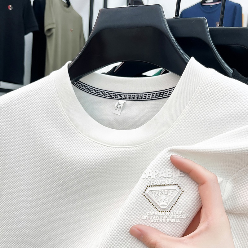 男性の绢糸の長袖のtシャツの中年の丸首の春秋の金のカジュアルな紳士服のゆったりしているプリントのtシャツの震え音は代行します。|undefined