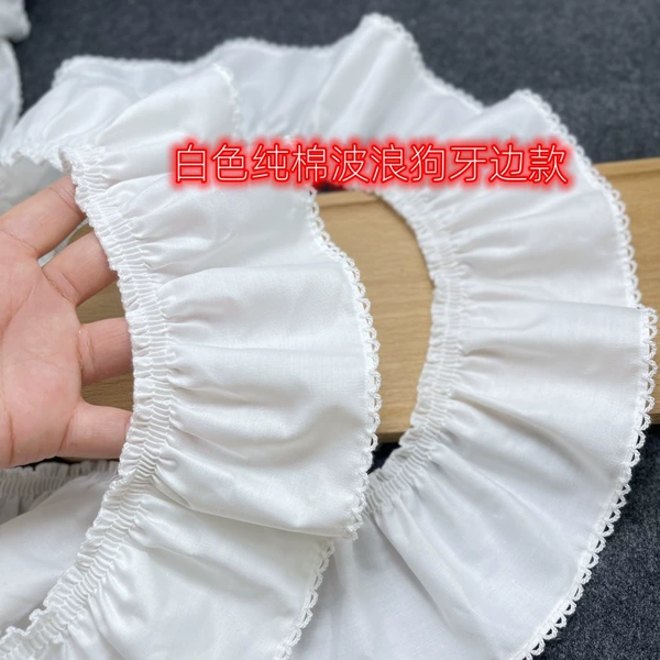Price of 1 meter White wavy edge (9 cm)