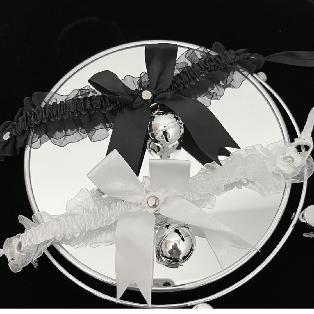 White Bow Cat Collar Necklace, Stainless Steel Choker with Bell, 30cm — detail image 3