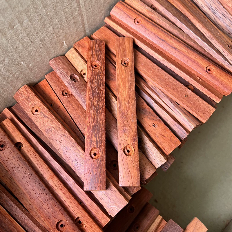 Линия подвесного вала из массива дерева оптовая полукруглая форма крыльца