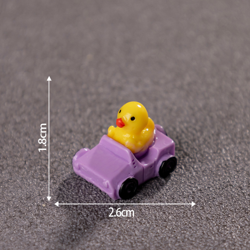 クロスボーダーのカラー自動車のアヒルの樹脂の置物の小さい景観の車のデスクトップの置物の工芸品の装飾の部品|undefined