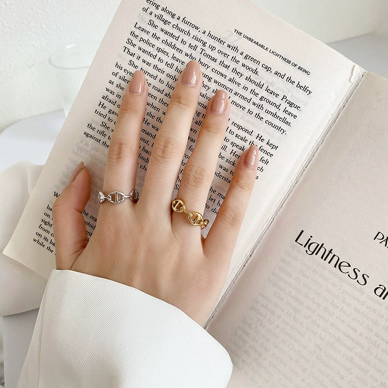 Xinghe европейские и американские интернет-знаменитости Свинья Нос полое кольцо в японской форме открытые ины модное кольцо из титановой стали для женщин