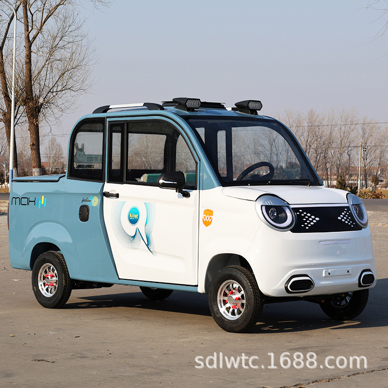 2025家用四轮电动车锂电拉货车老年全封闭代步皮卡车免驾照代步车