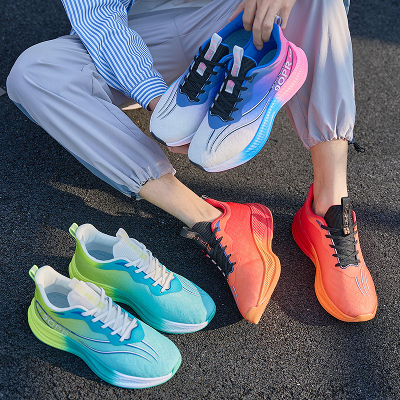 2025 nuevos zapatos de carrera ultraligeros para hombres zapatos deportivos ligeros para hombres zapatos deportivos de carbono especiales para jóvenes