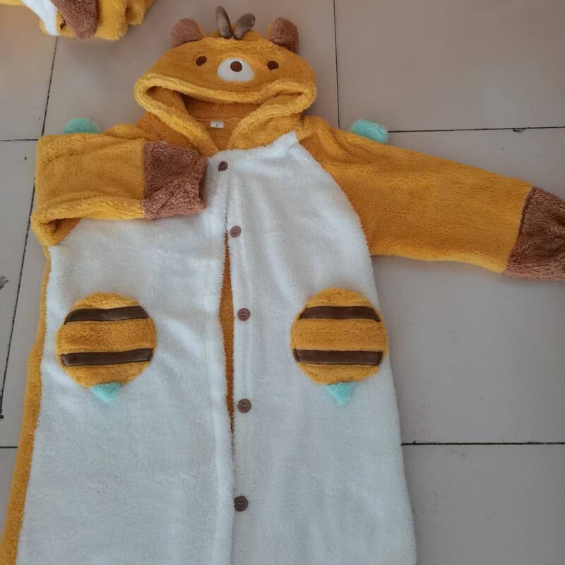 Bee-Themed Long-Sleeve Plush Loungewear Set, Big Mouth Monster Pajamas, Coral Fleece Thickened Version, Wholesale Hooded