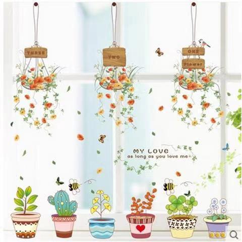 ガラスのステッカーの窓は窓の花の紙を貼って小清新な小学校の教室のクラスの文化を飾ります。|undefined