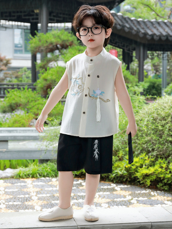 男の子夏の1歳ドレススーツ2025子供ベビーファッショナブルな新しい中国風の夏の新しい刺繍ツーピースセット|undefined