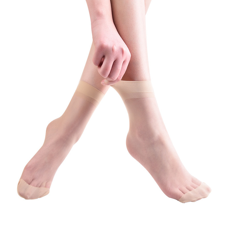 Diez pares de medias cortas de verano de las mujeres delgadas transparentes anti-enganche calcetines de cristal Calcetines antideslizantes medias de acero de color carne media pantorrilla