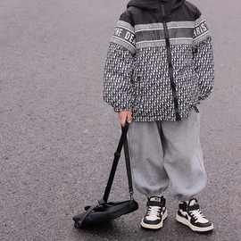 加宽胖宝宝男童短款羽绒服2024冬季新款轻羽绒中小童洋气印花外套