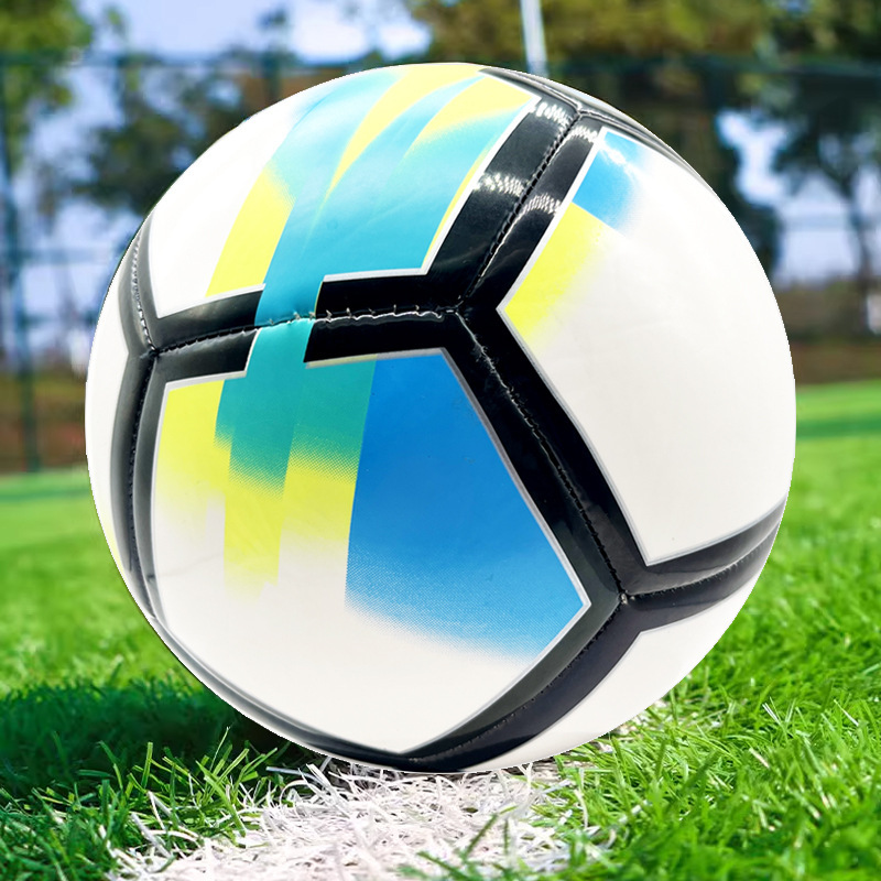 Balón de fútbol cosido a máquina de PVC estándar n.° 5 para entrenamiento deportivo escolar, balón de fútbol cosido a máquina de TPU n.° 5 para personalización de fútbol juvenil.