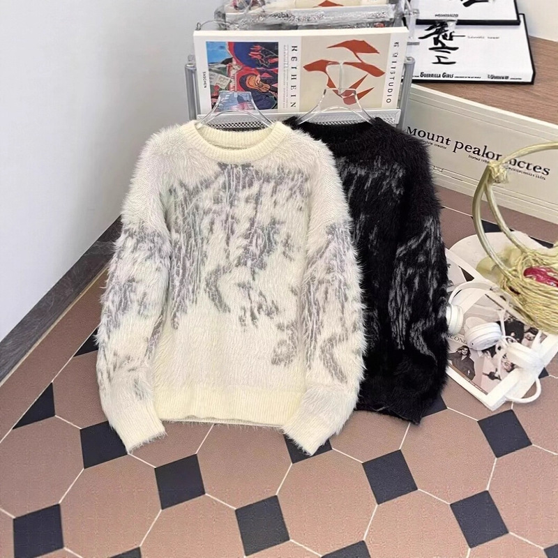 Autumn and Winter New American Style Contrasting Vertical Stripesd Round Neck Knitwears for Men and Women, Lazy Loose Mohair Couple Knitwears Trendy Autumn and Winter New American Style Contrasting Vertical Stripesd Round Neck Knitwears for Men and Women, Lazy Loose Mohair Couple Knitwears Trendy