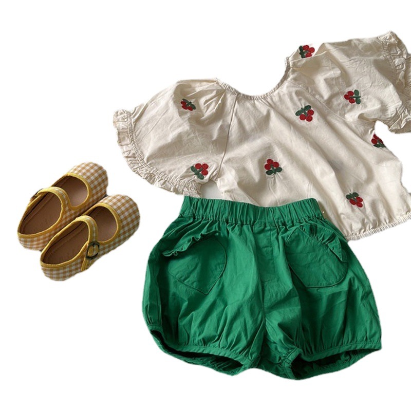 Camisa bordada muñeca 2022 verano nuevo estilo coreano manga de soplo pullover niñas estilo occidental ropa superior