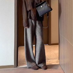 超オススメ！グレーのカジュアルワイドパンツ レディース 春用 ストレートデザイン ソフトな起毛加工のロングパンツ