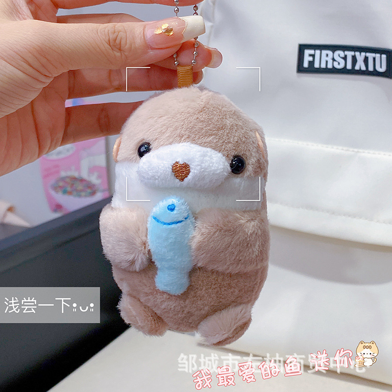 amuse Cute Little Otter Holding Fish Plush Doll Pendant Doll Gift Li Can Gift Cute Creative Gift