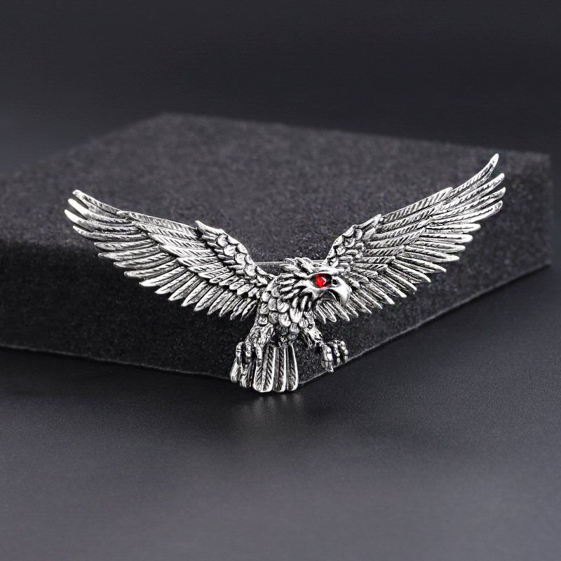 Three-dimensional Design Eagle Brooch Men's Clothing Accessories Anti-light Fixed Pin High-end Corsage_voghion.com