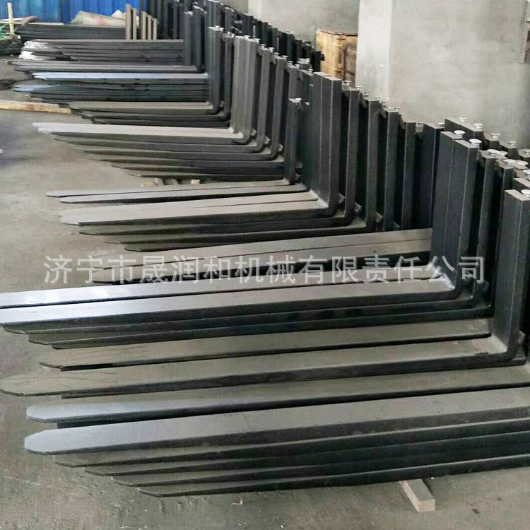 叉车配件货叉 厂家定制各种吨位叉车配套货叉货叉套 锻打工艺耐用