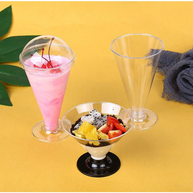 Чашка мороженого пудинга студня чашки отрубей устранимого пластикового торта чашки Шампани деревянная