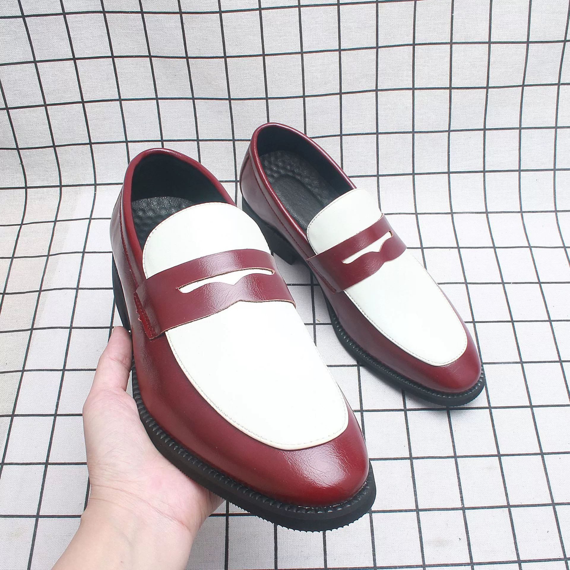 Лоферы в тон, большие размеры, деловые повседневные кожаные туфли для ночного клуба, парикмахер, яркая кожа с острым носком 87212