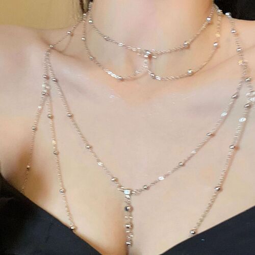 Shimmering diamond lock chain body chain jewelry, sparkling pendant, niche tassel necklace, fashion women's chest chain