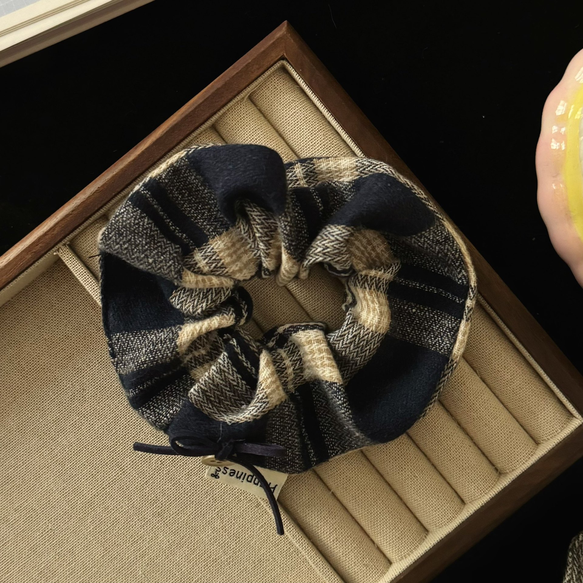 Korean Style Brown Plaid Scrunchie Hair Tie For Ponytail_voghion.com