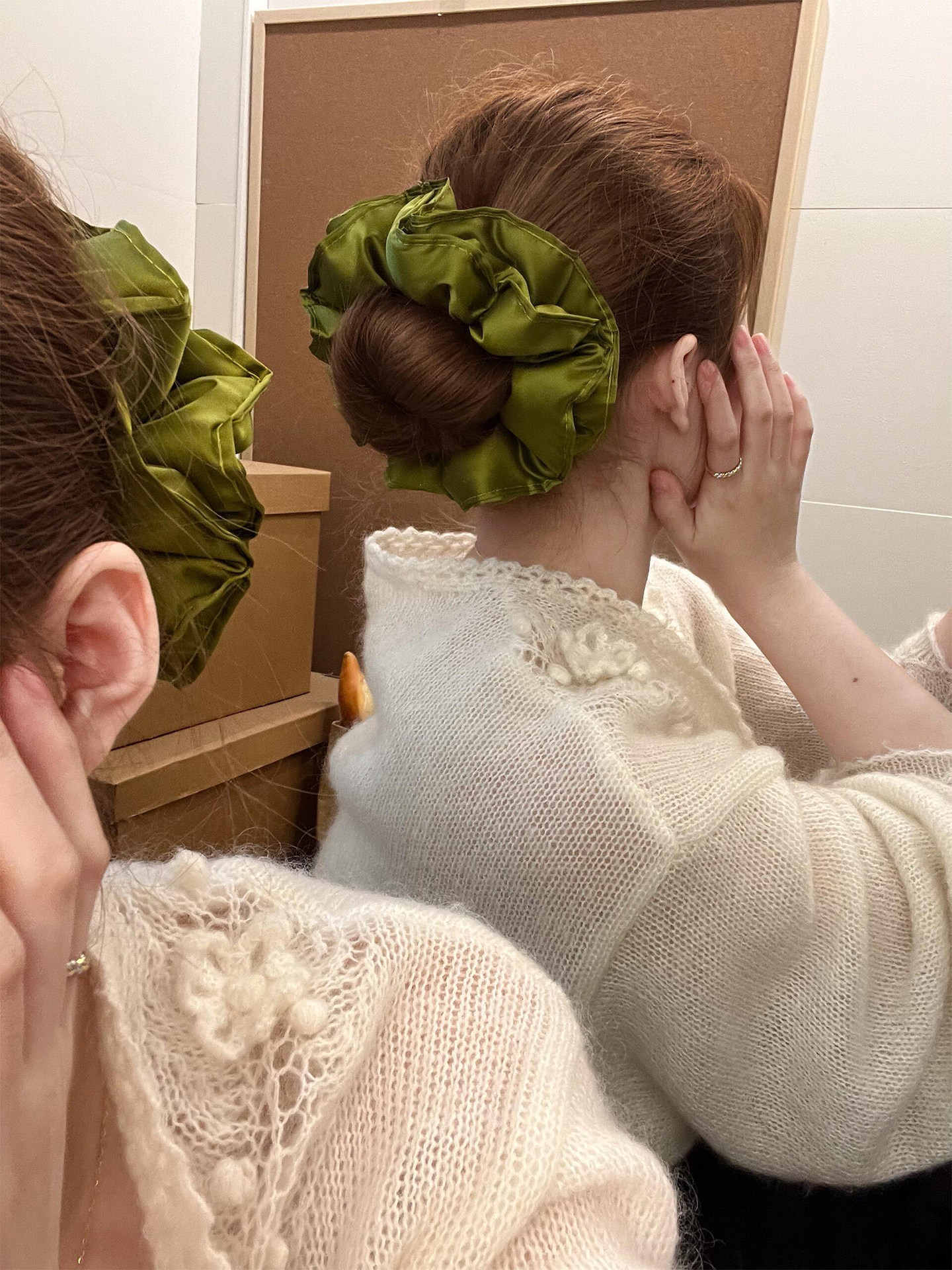 Slim Waist! Satin-Filled Pillow Hair Tie, Versatile Bun Hair Accessory for Women, Elegant Hair Tie Headband