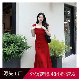 复古气质红色吊带连衣裙女夏季方领印花裙子修身收腰包臀鱼尾长裙