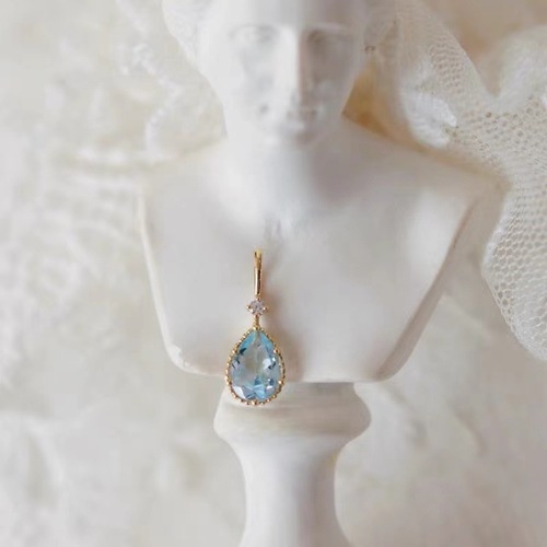 S925 sterling silver plated with 14K gold sky blue topaz pendant clavicle chain water drop shape retro high-end necklace