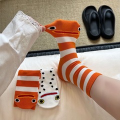 夏季爆款冲绳袜子女卡通花园鳗鱼搞怪中筒袜ins风可爱条纹堆堆袜
