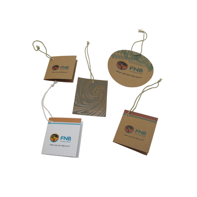 厂家可印刷制作服装吊牌   各类吊牌  纸卡  标签纸卡