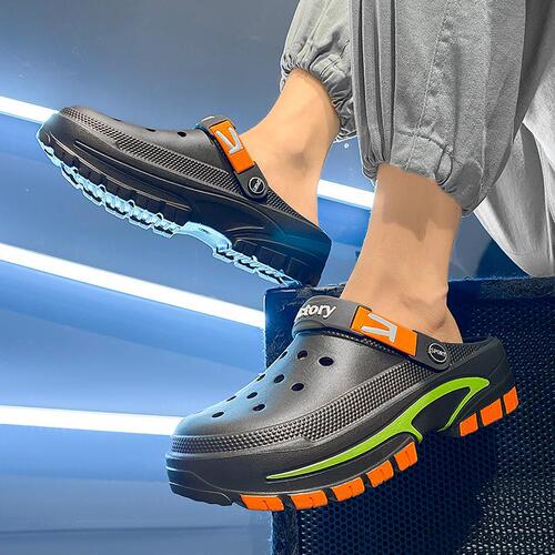 Bestselling Men's Slippers with Holes, Non-slip, Wear-resistant, Anti-odor, Summer New Thick-soled, High-end Style
